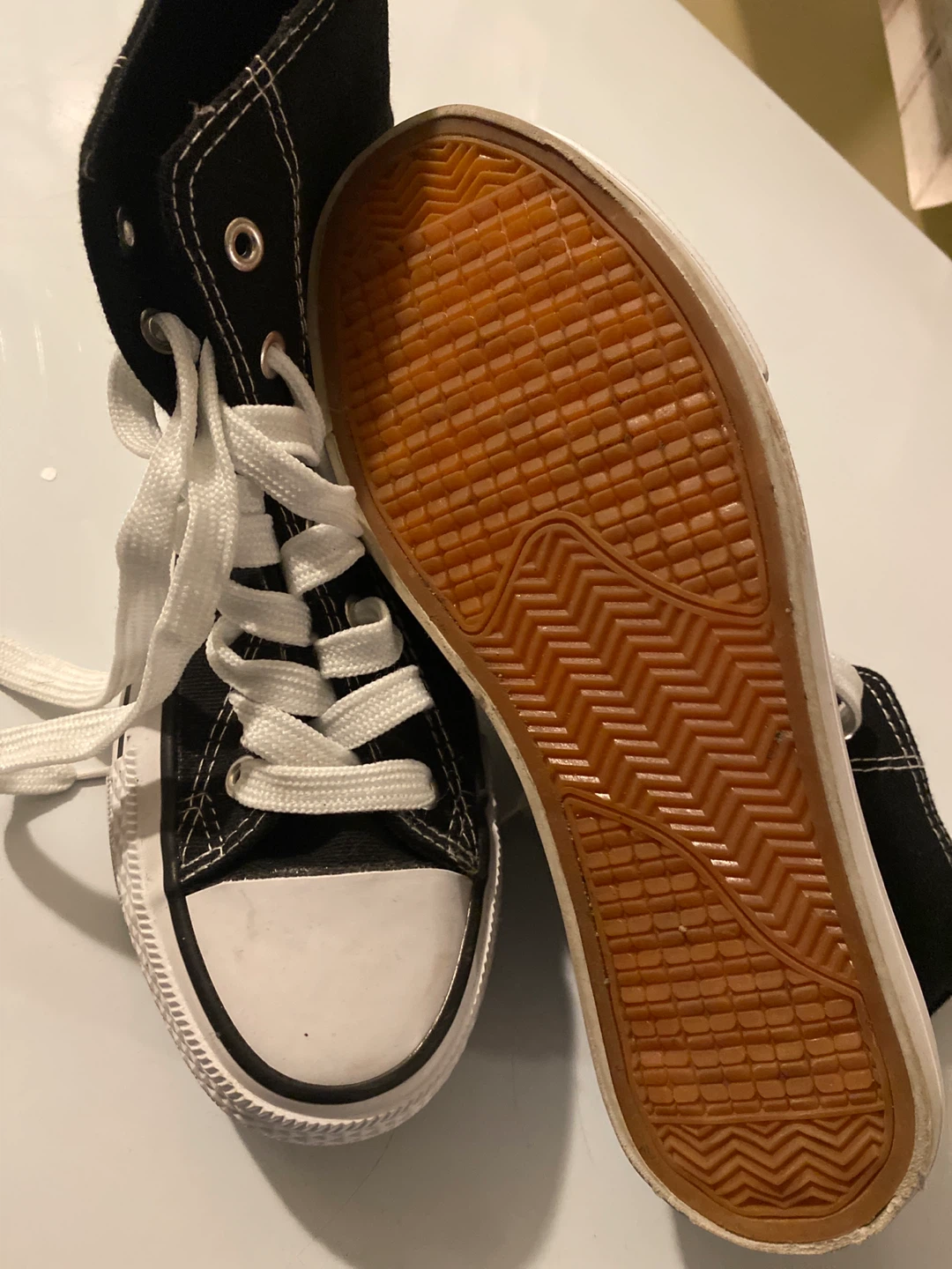 Street Top Society Black High-Top Sneakers - Size 9 - photo 2