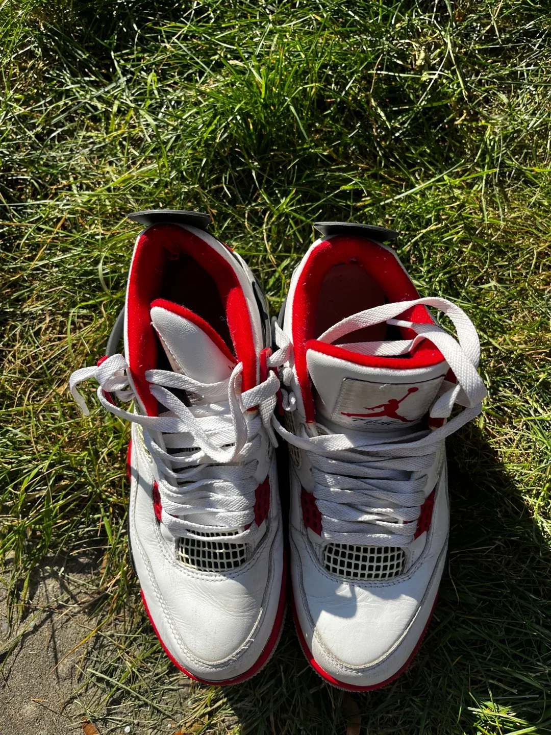 Nike Air Jordan 4 Retro - Size 9 image indicator(5)