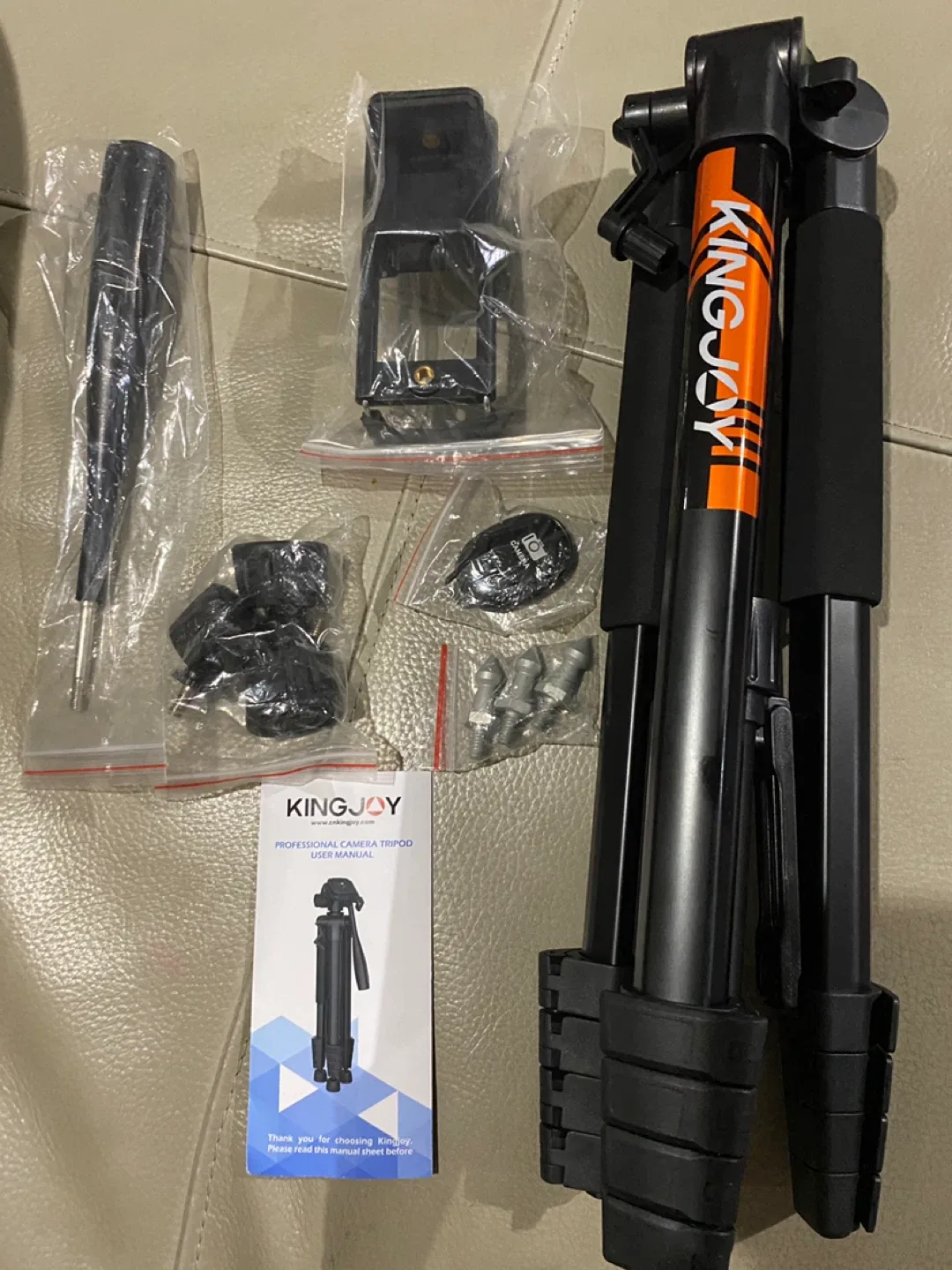 KINGJOY Professional Camera Tripod 75 “ image indicator(6)