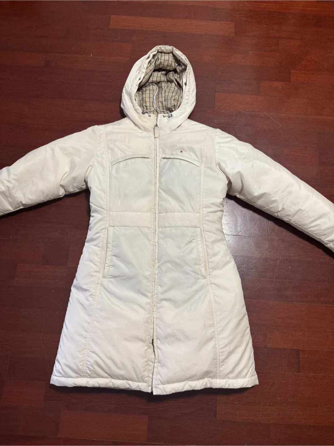 Tommy Hilfiger White Winter Coat - Size M thumbnail
