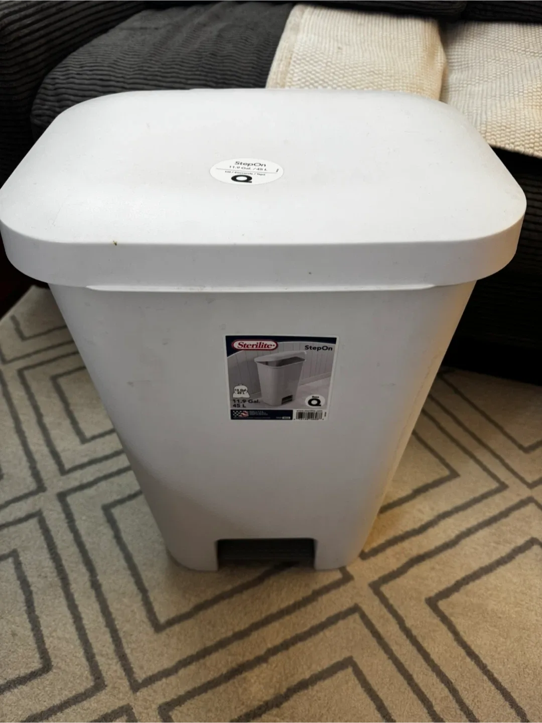 Sterilite StepOn Trash Can - 45 L thumbnail