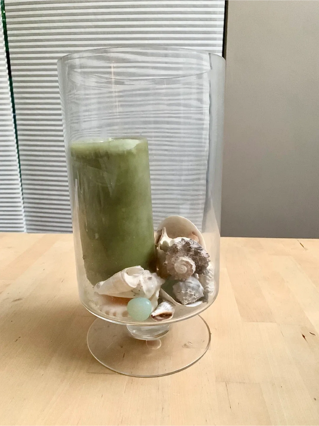 Glass Vase with Candle and Seashells thumbnail
