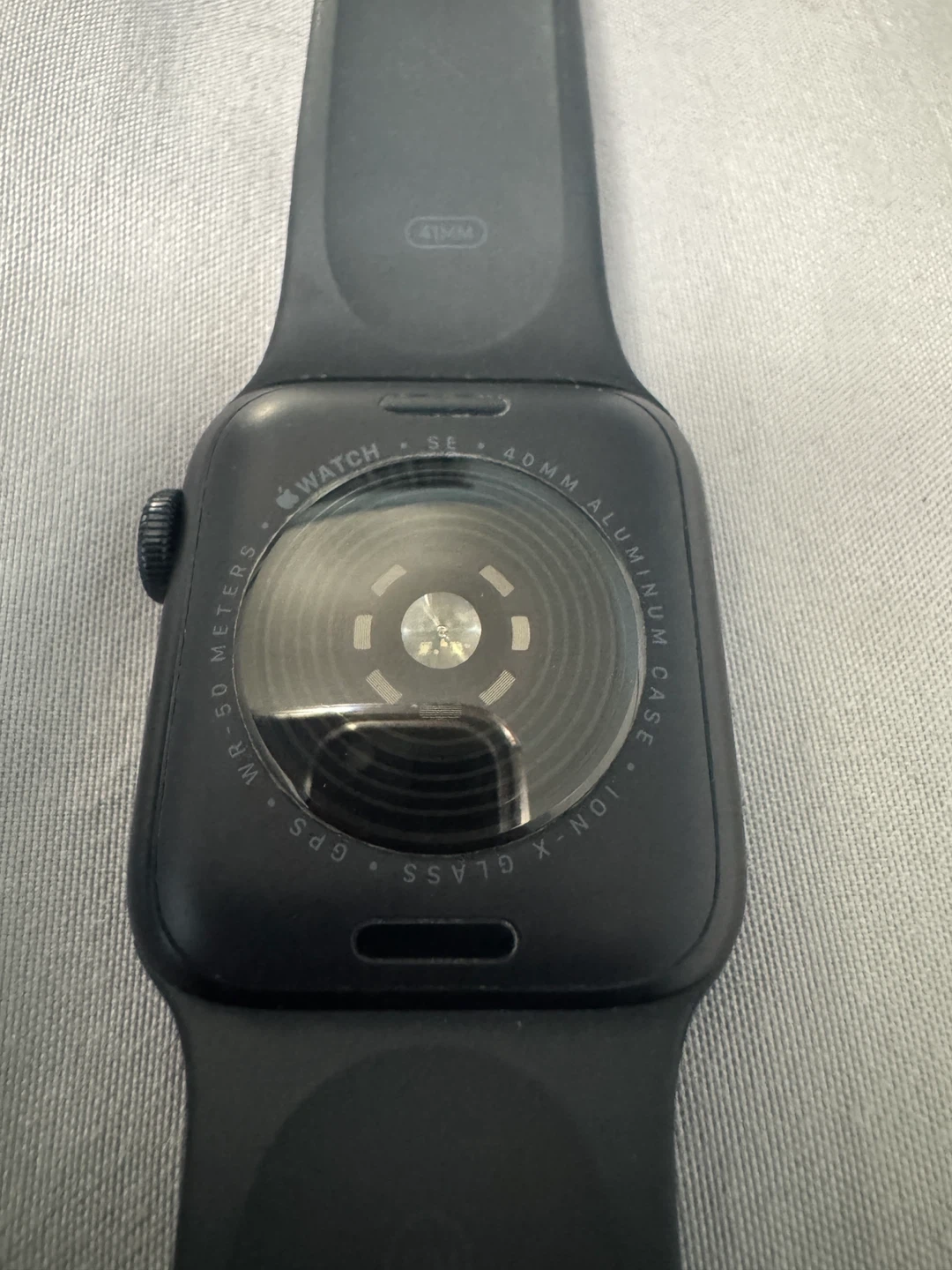 Apple Watch SE 40mm (Read description) - photo 4