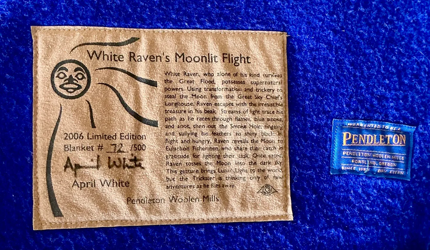 Pendleton 'White Raven's Moonlit Flight' Blanket image indicator(4)