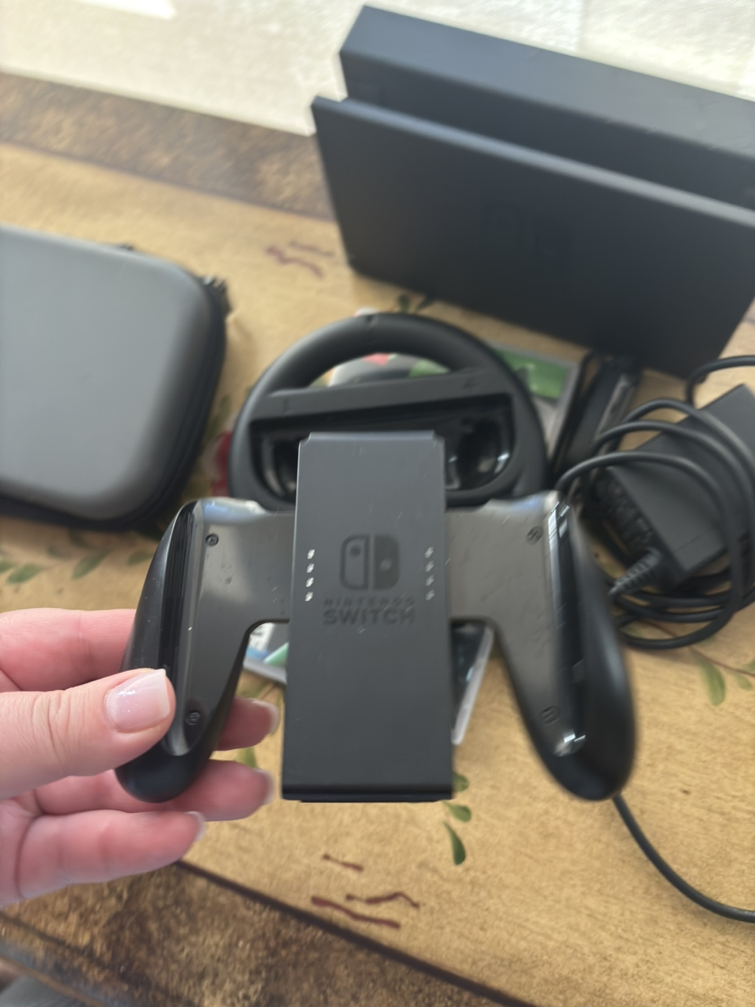 Nintendo Switch Console & Accessories - photo 5