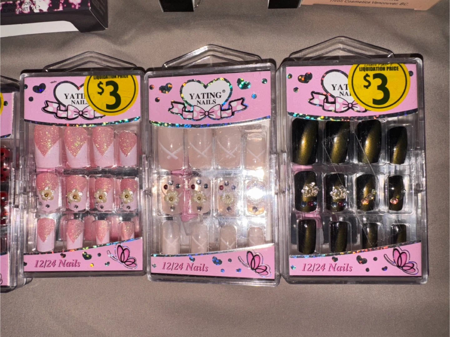 A variety of nail extensions - photo 5