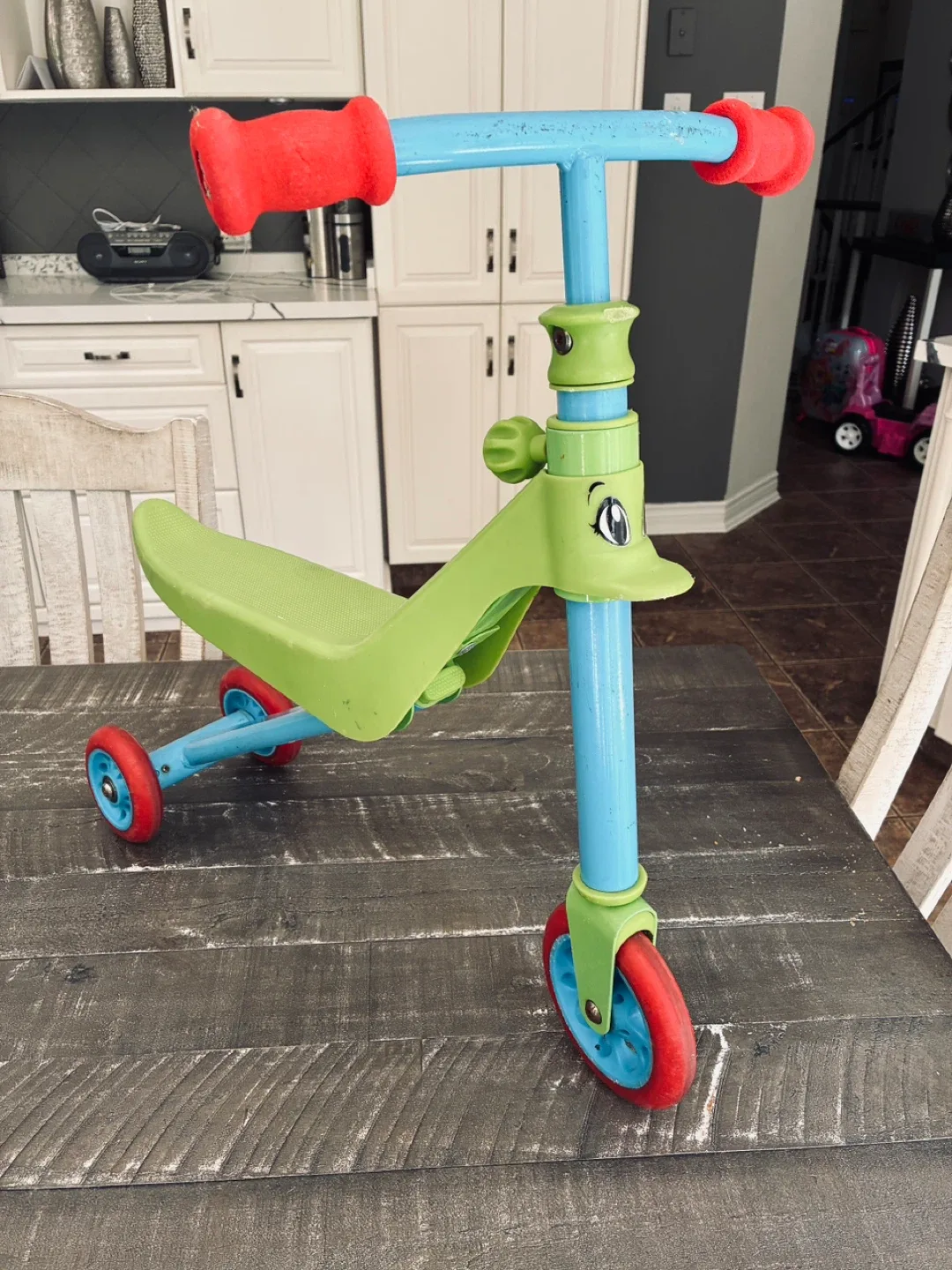 Kids 2 in 1 adjustable balance bike/Scooter thumbnail