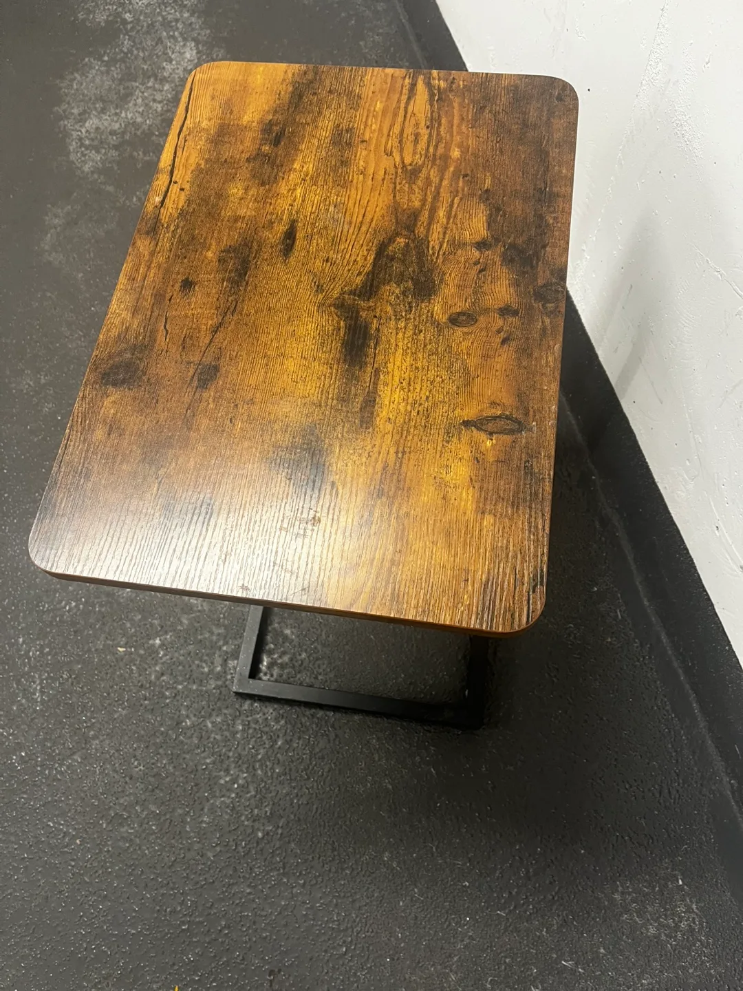 Brown Wood Grain End Table image indicator(4)