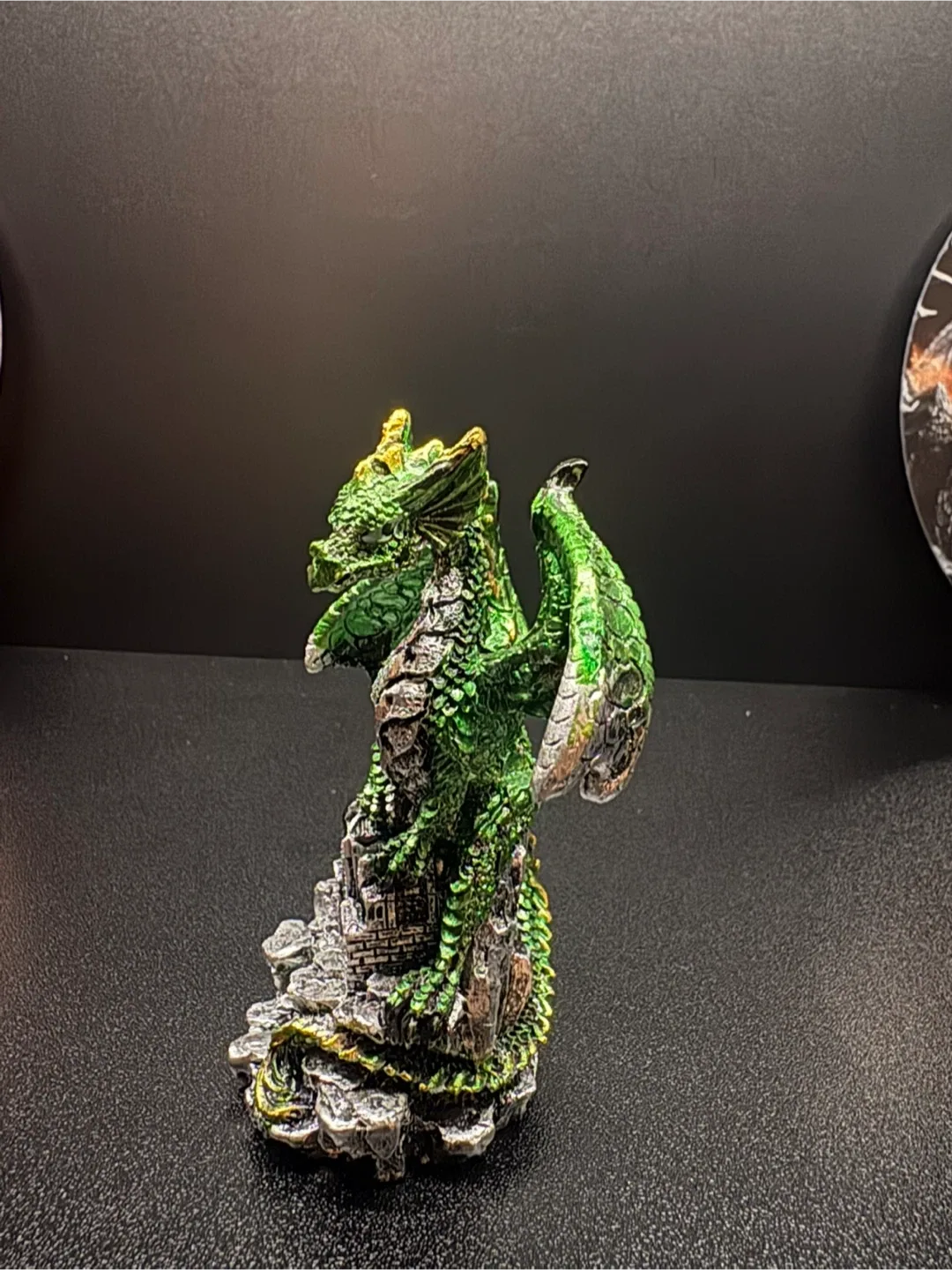 Green Dragon image indicator(3)