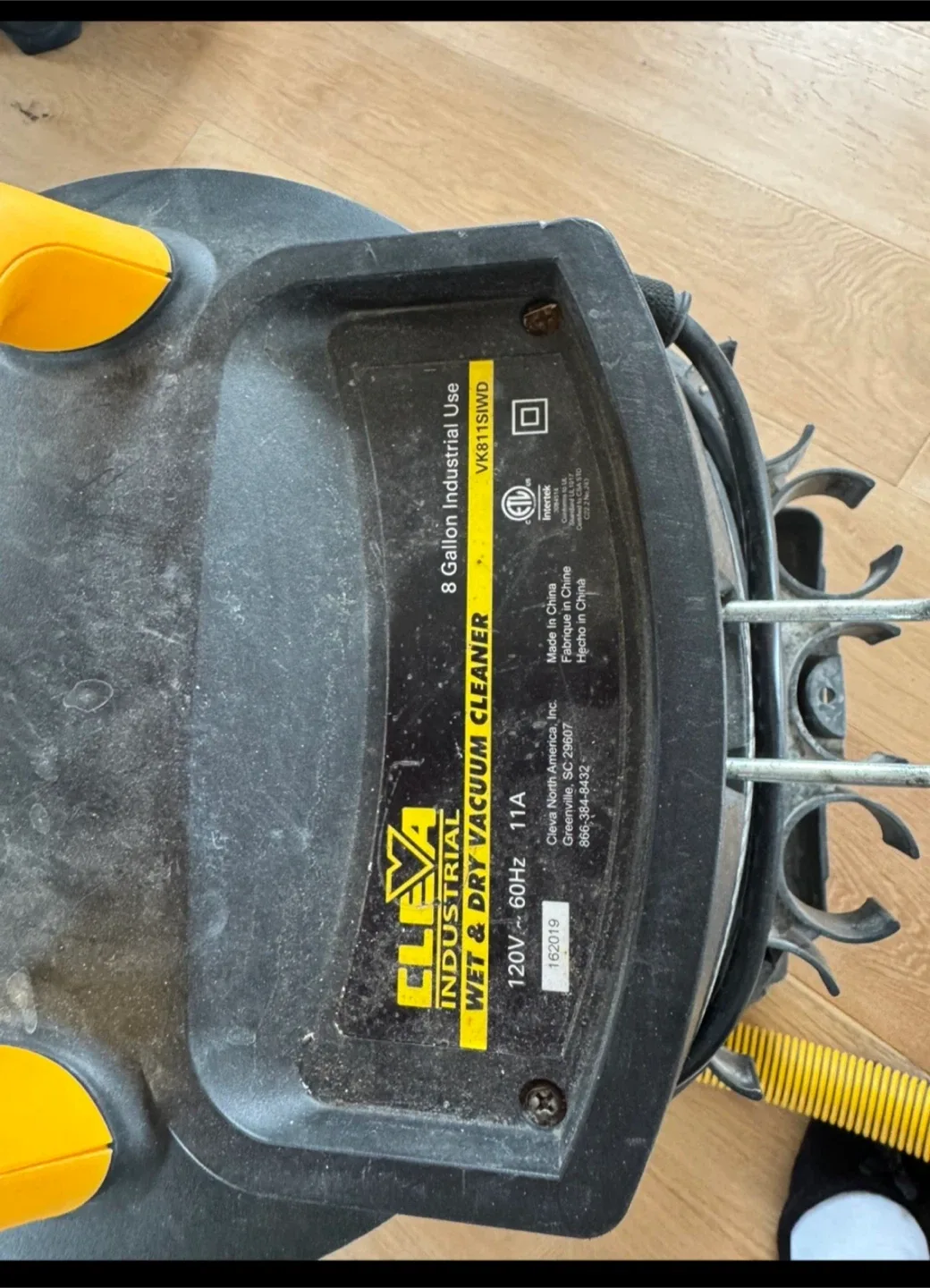 Cleva Industrial 8 Gallon Wet/Dry Vacuum Cleaner image indicator(2)