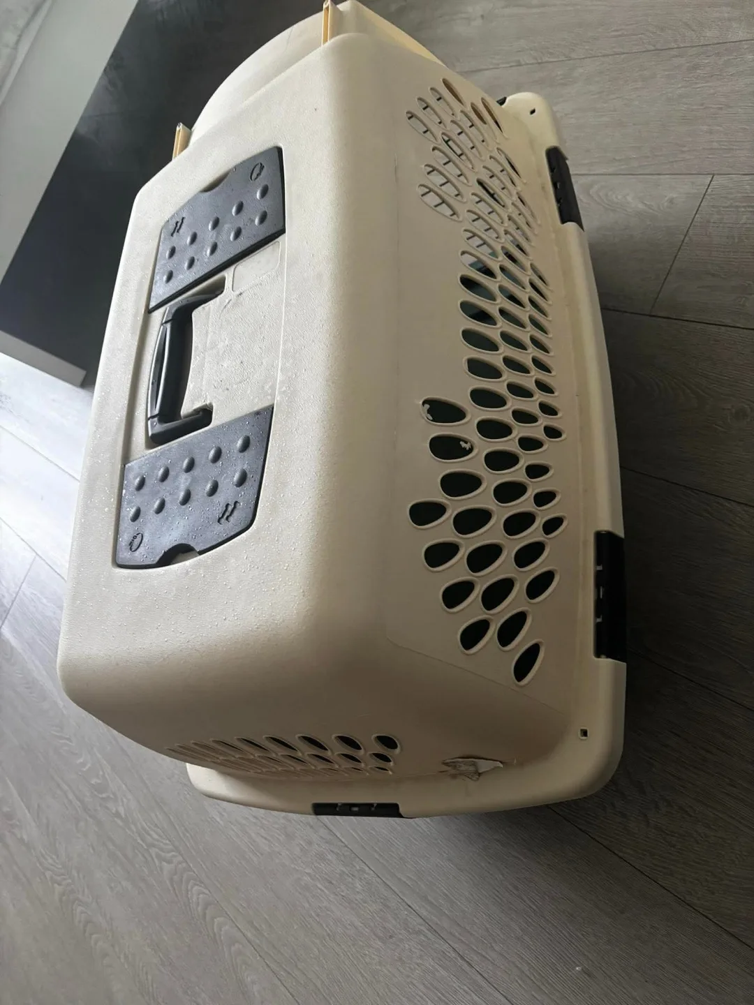 Petmate Pet Carrier - Beige Big Size image indicator(2)