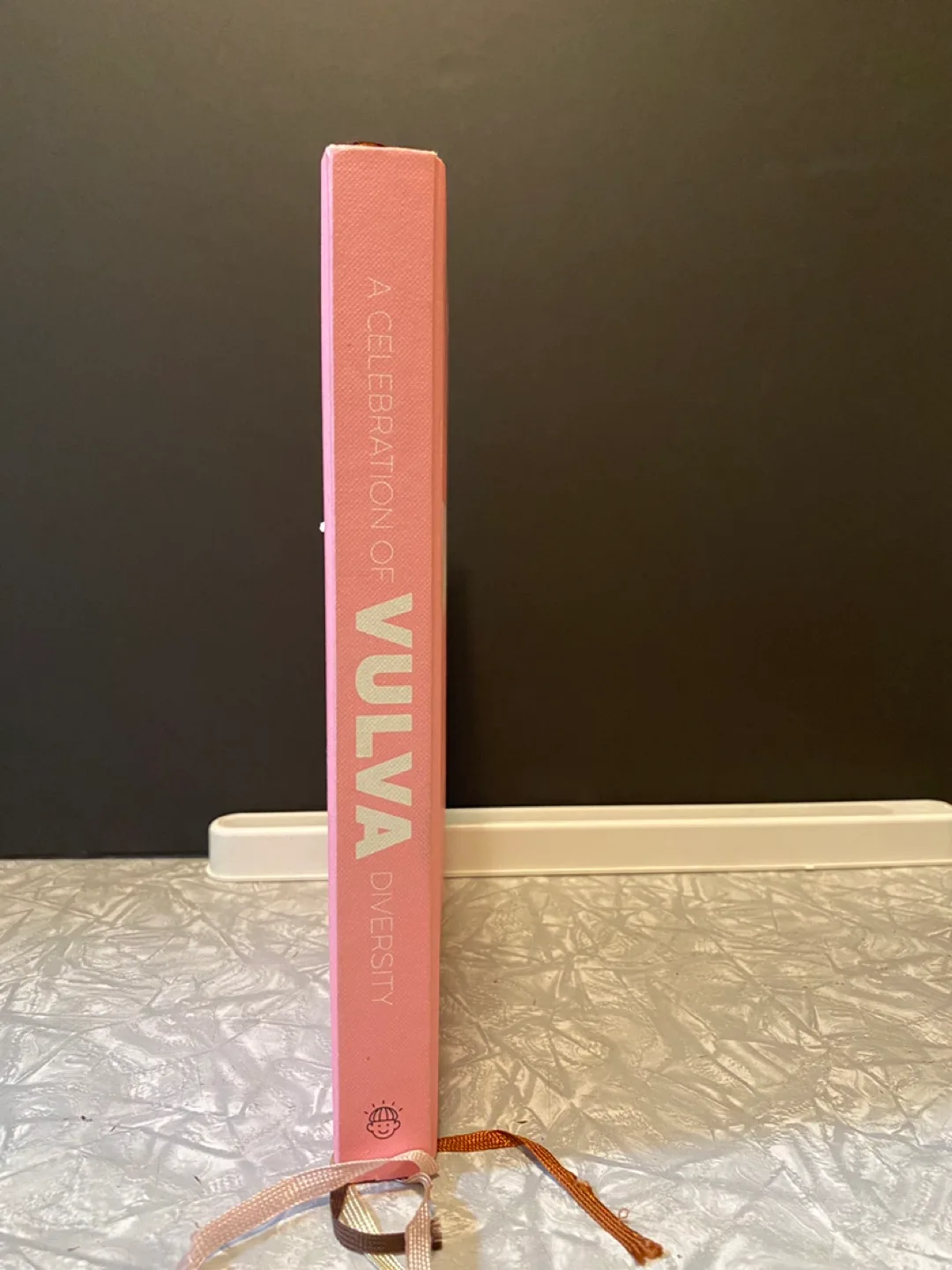 A Celebration of Vulva Diversity, Book image indicator(2)