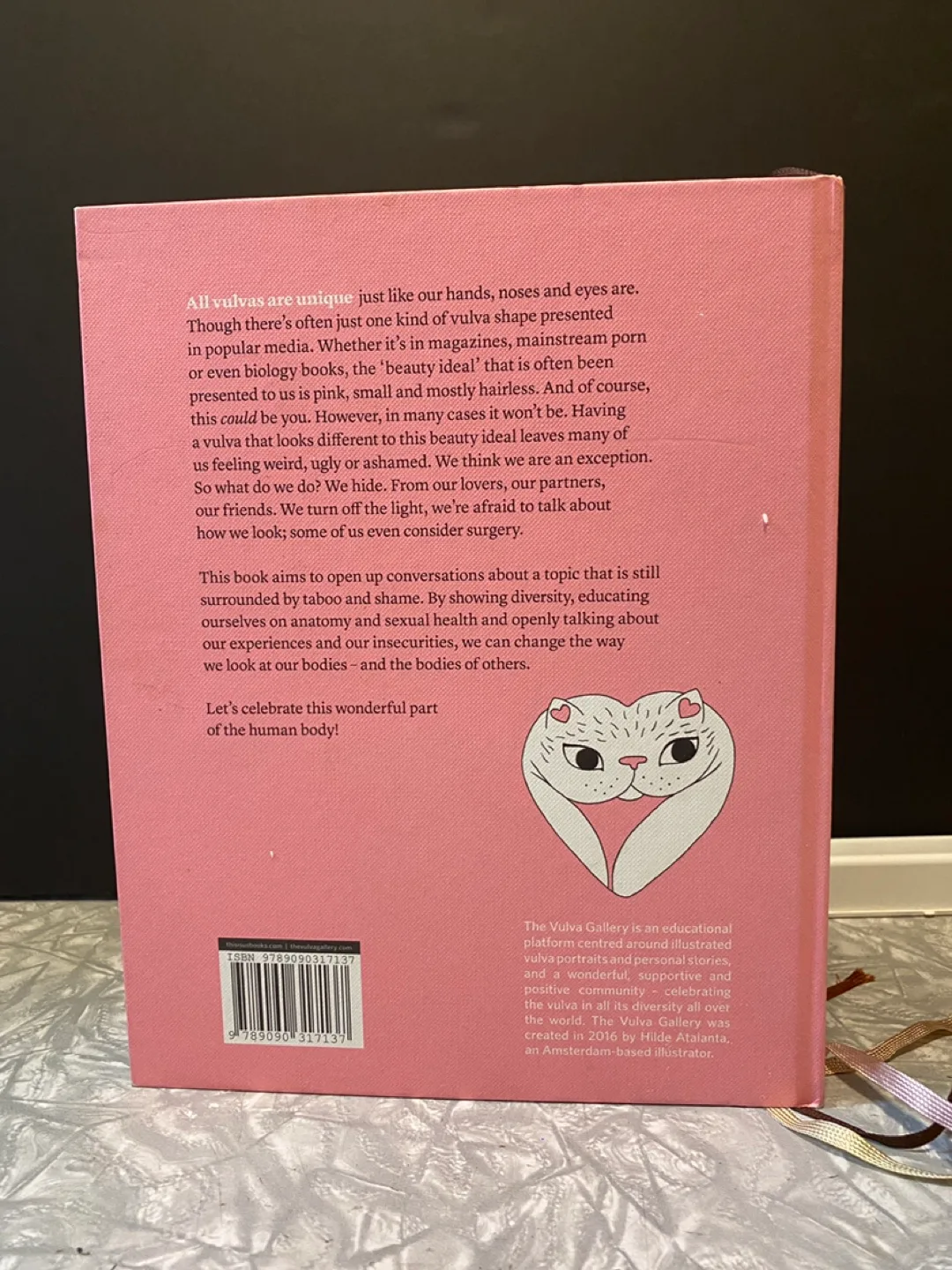 A Celebration of Vulva Diversity, Book image indicator(3)