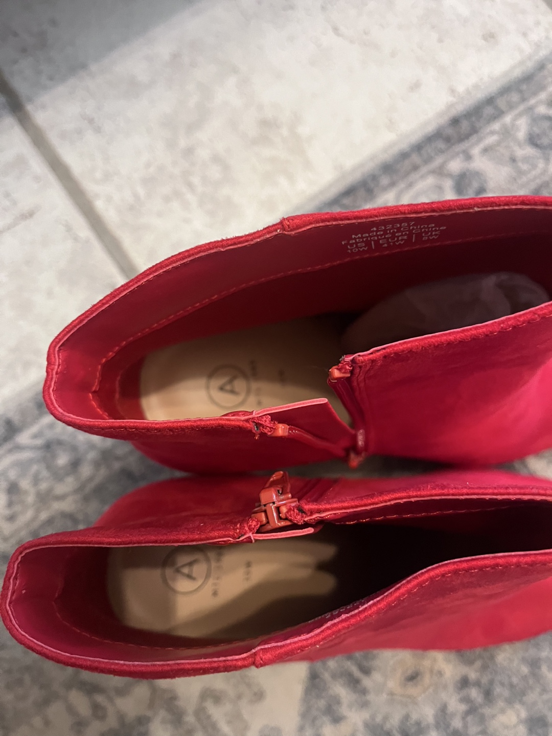 Red Ankle Boots / booties - Size 10W - photo 3