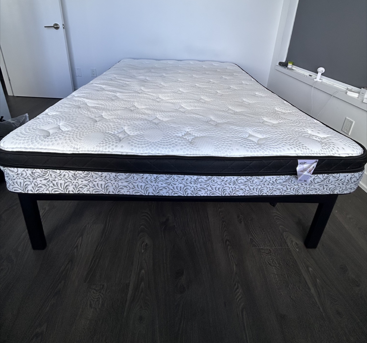 Beautyrest Mattress & QUEEN bed BRAND NEW