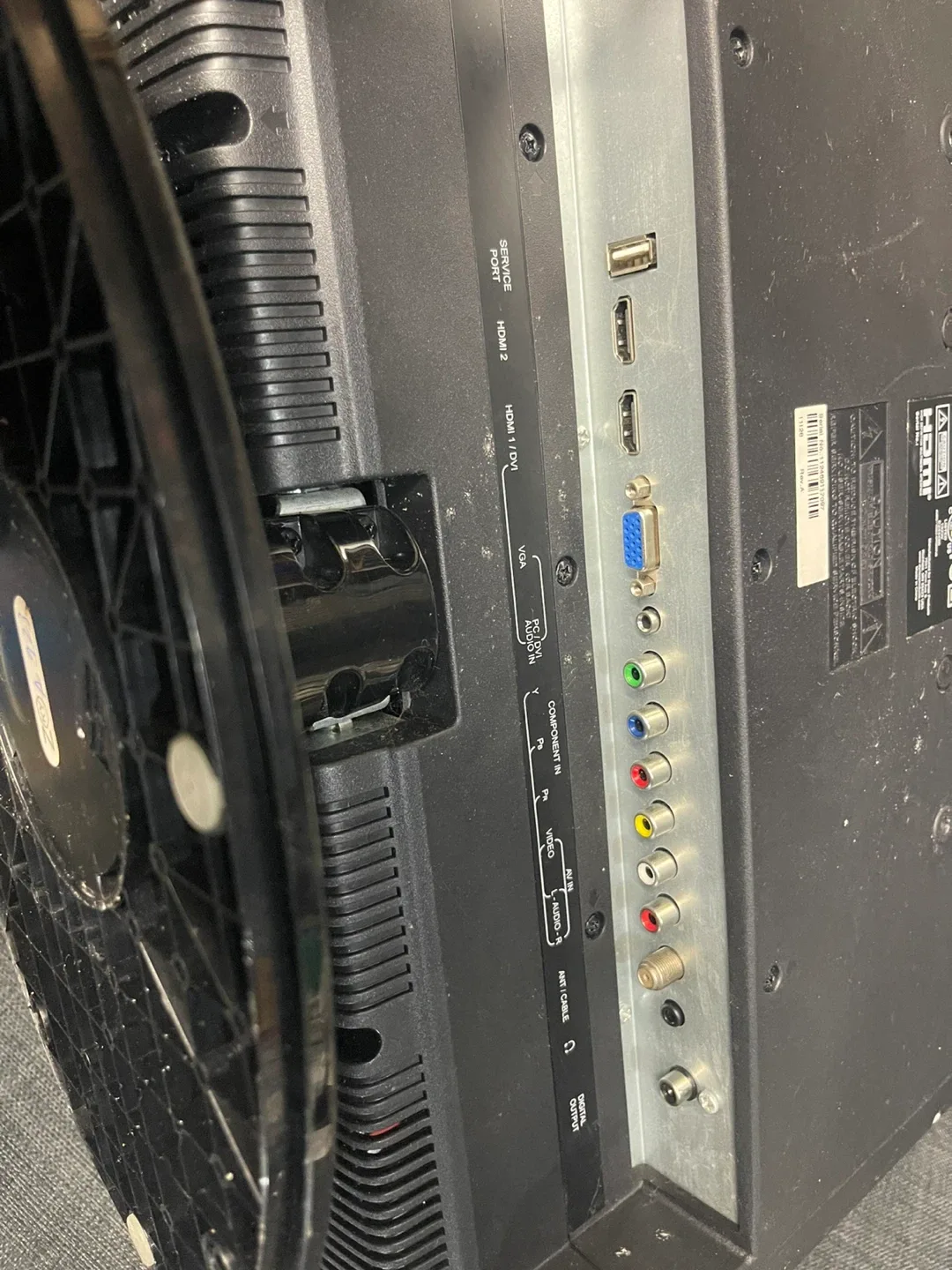 DYNEX TV 23 inches image indicator(4)