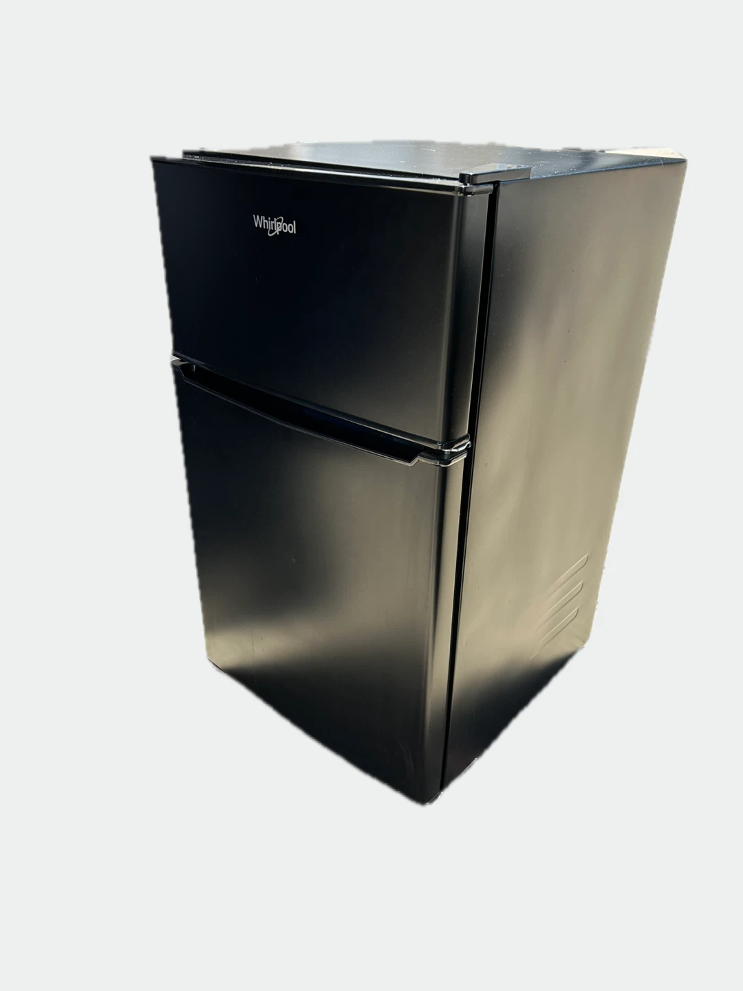 Whirlpool Mini Fridge - Black - photo 3