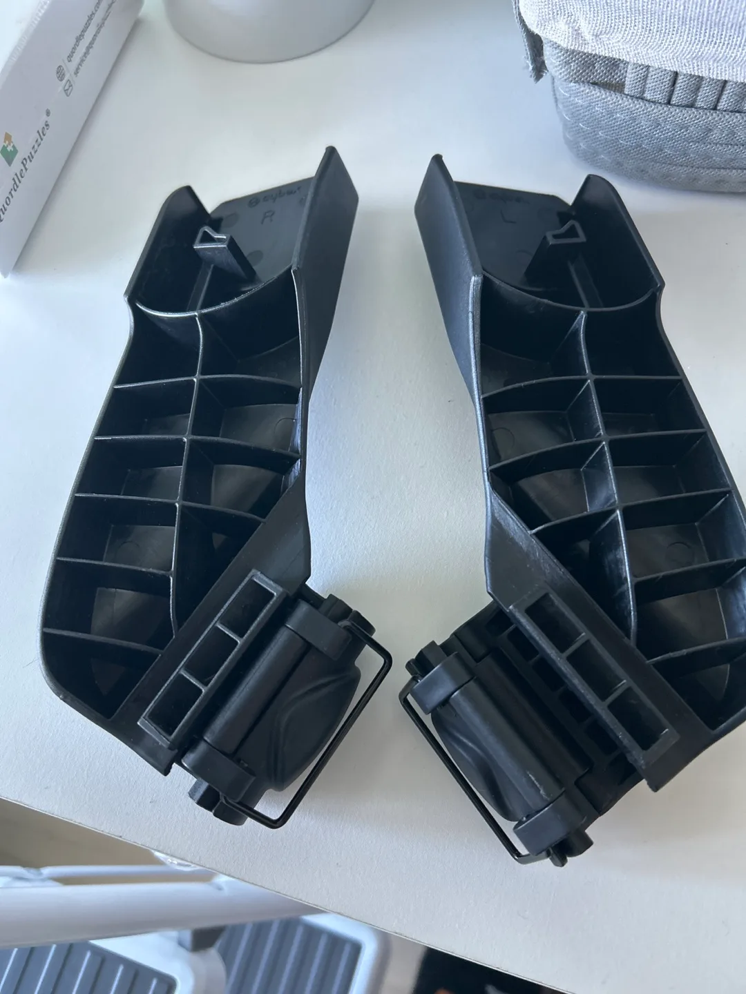 Cybex Car Seat Adapters image indicator(2)