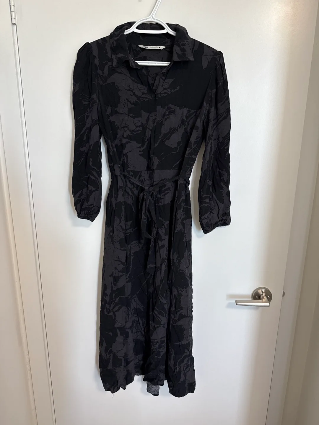 Zara Black Floral Print Dress thumbnail