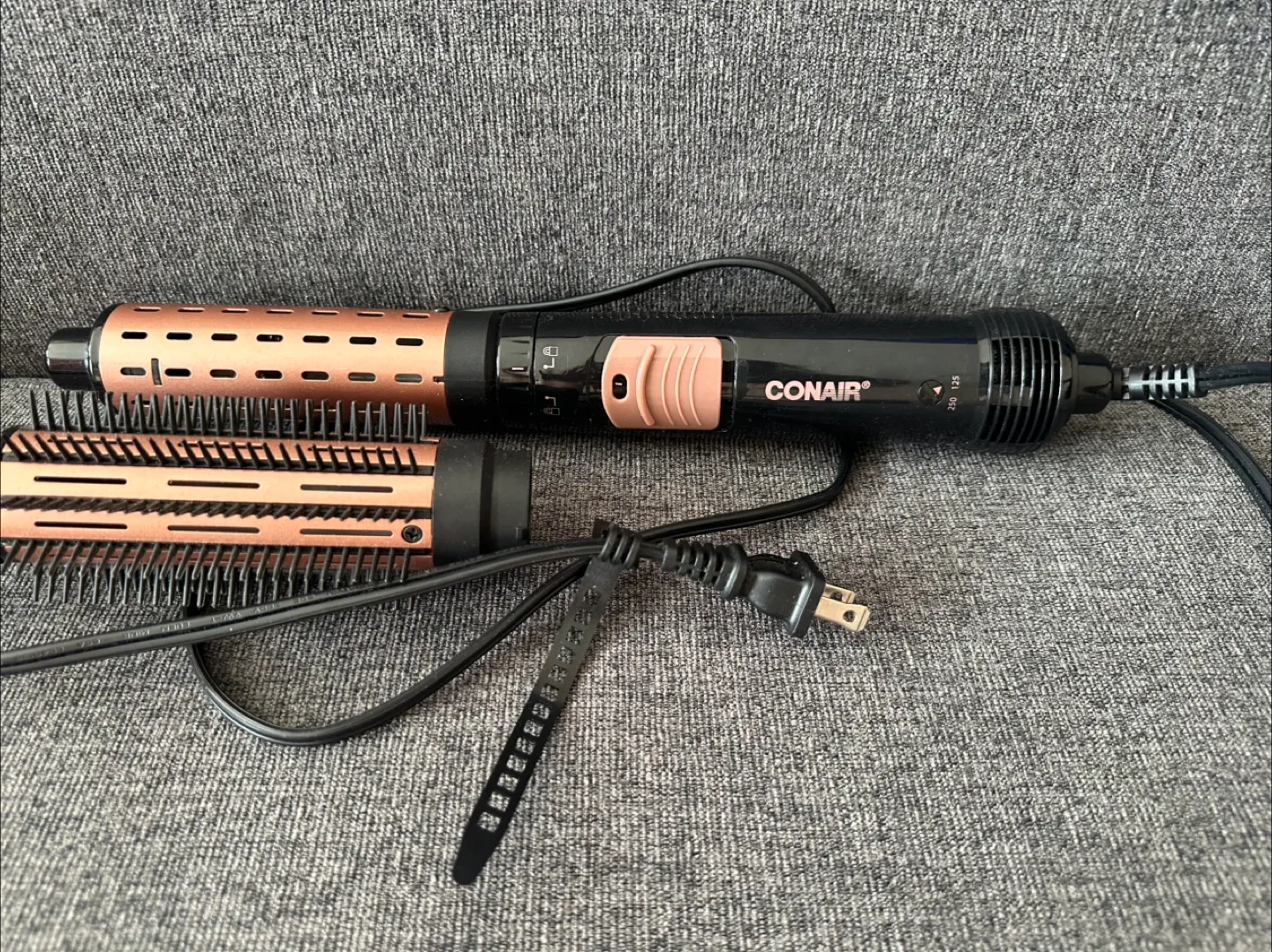 Conair Hot Air Brush Styler Hair Curler Iron - like new thumbnail