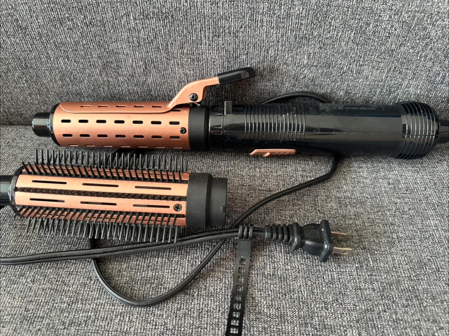 Conair Hot Air Brush Styler Hair Curler Iron - like new image indicator(3)