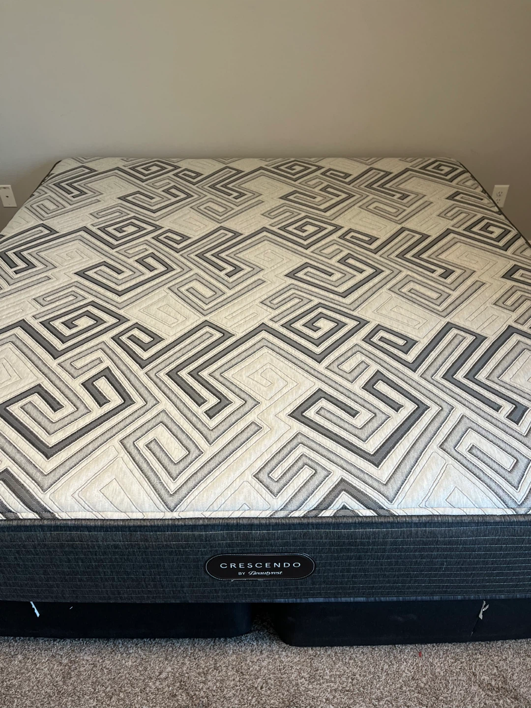 🔥🔥King Size - Crescendo by Beautyrest Mattress & Box frame 🥕 - photo 3