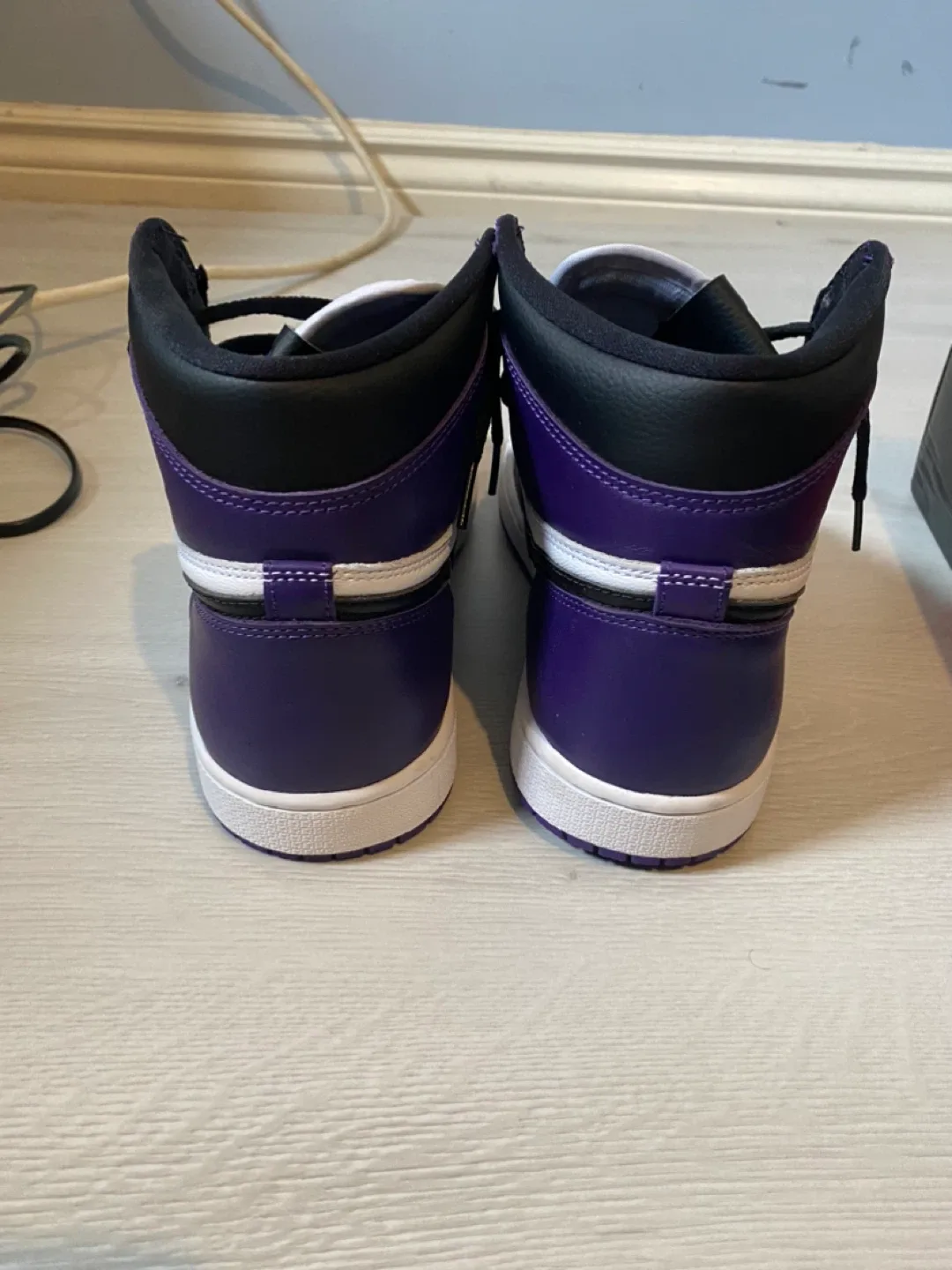 Air Jordan 1 Court Purple 2.0 - Size 11 image indicator(4)