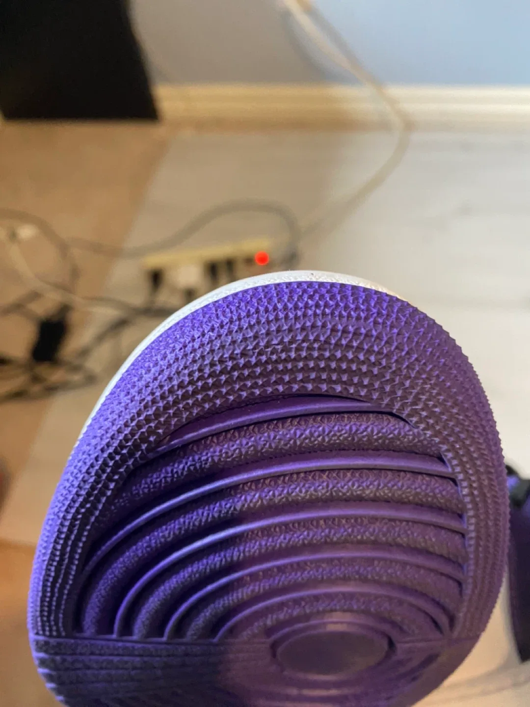 Air Jordan 1 Court Purple 2.0 - Size 11 image indicator(7)