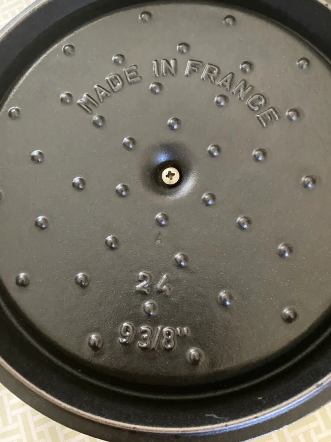 Staub La Cocotte Dutch Oven image indicator(3)