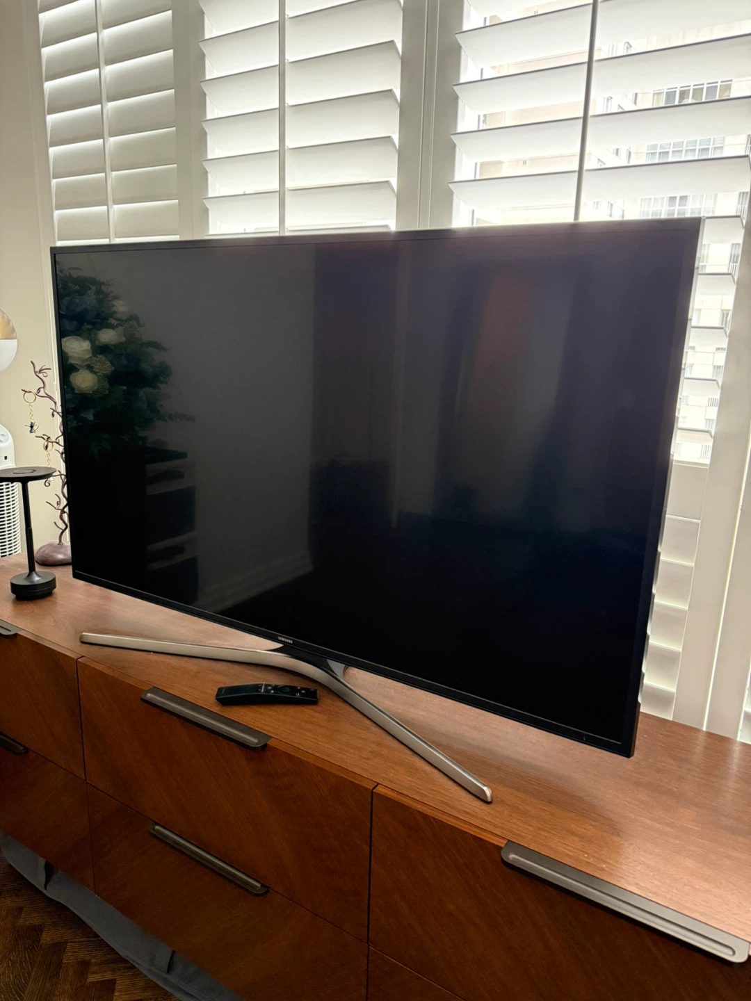 Samsung 50-Inch 4K Ultra HD Smart LED TV - photo 2