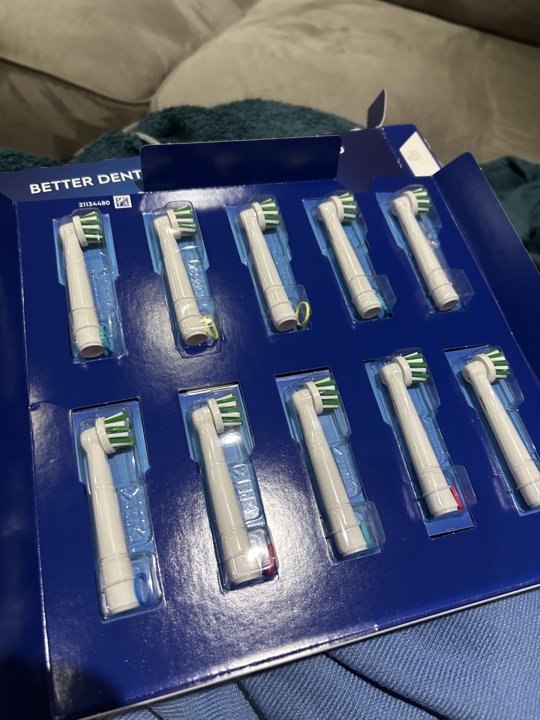 Oral-B CrossAction Brush Heads - 10 Pack - photo 3