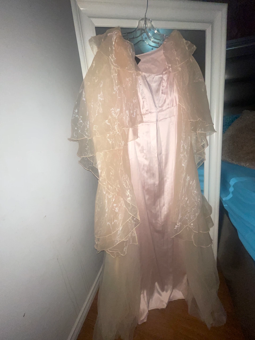 Dress with ruffled overlay - photo 3