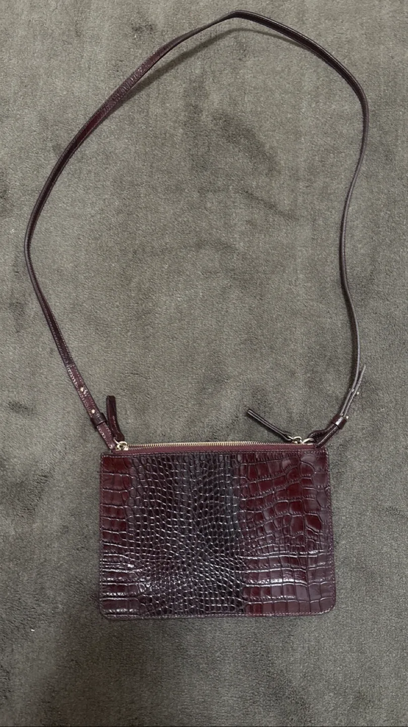 Brand New Massimo Dutti Burgundy Croc Embossed Bag thumbnail