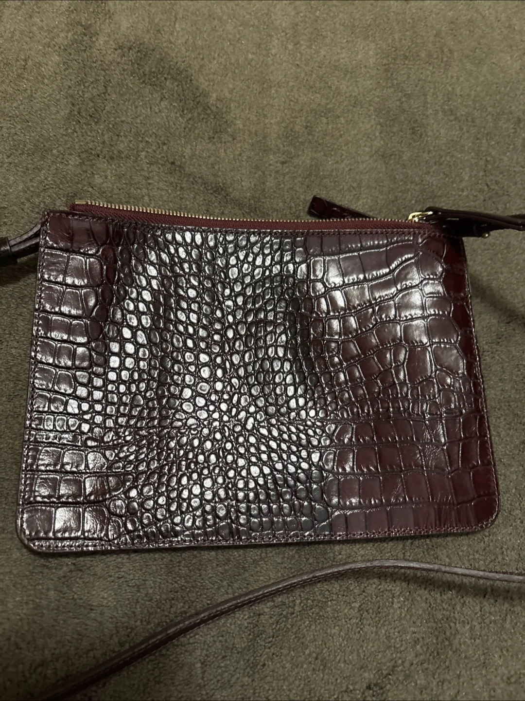 Brand New Massimo Dutti Burgundy Croc Embossed Bag image indicator(4)