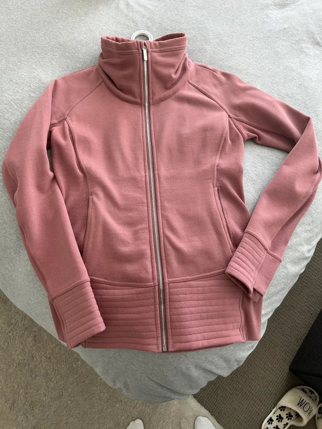 Lululemon Full Zip  Jacket - Size 8 image indicator(2)