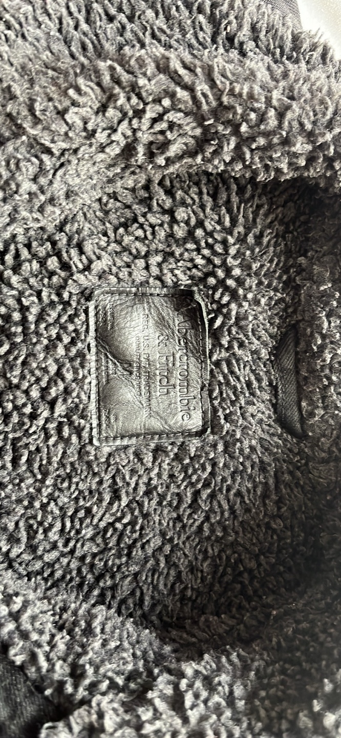 Abercrombie & Fitch Black Sherpa Lined Denim Jacket - photo 2