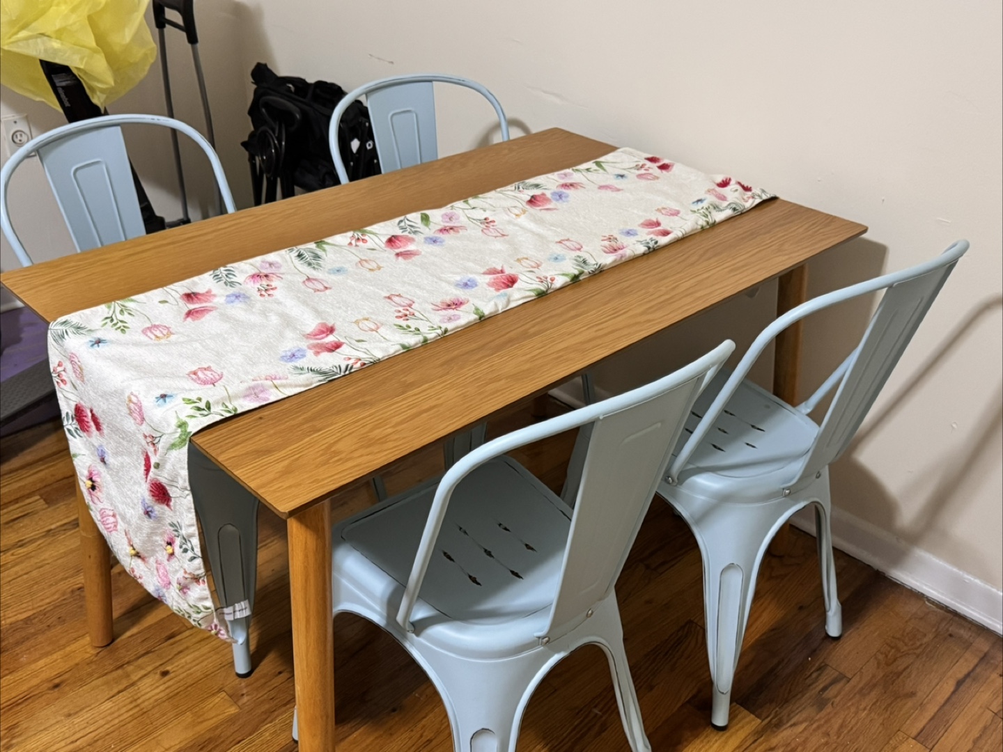 Dining Table with 4 Light Blue Chairs - photo 4