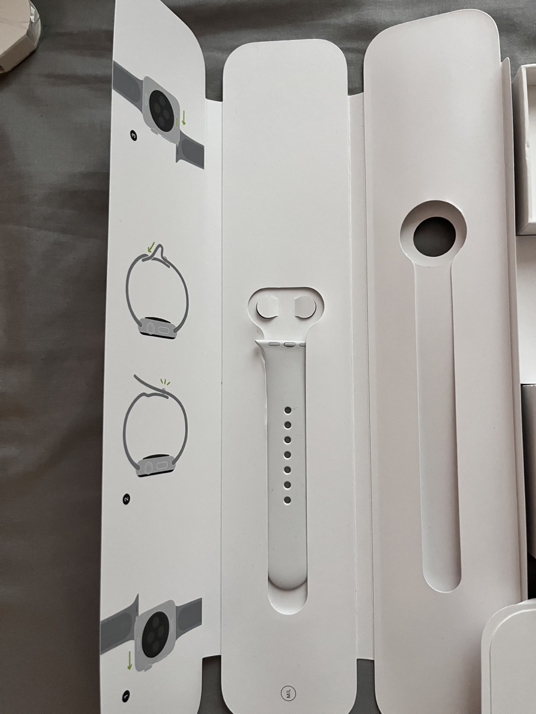 Apple Watch Series 3 - White - photo 2