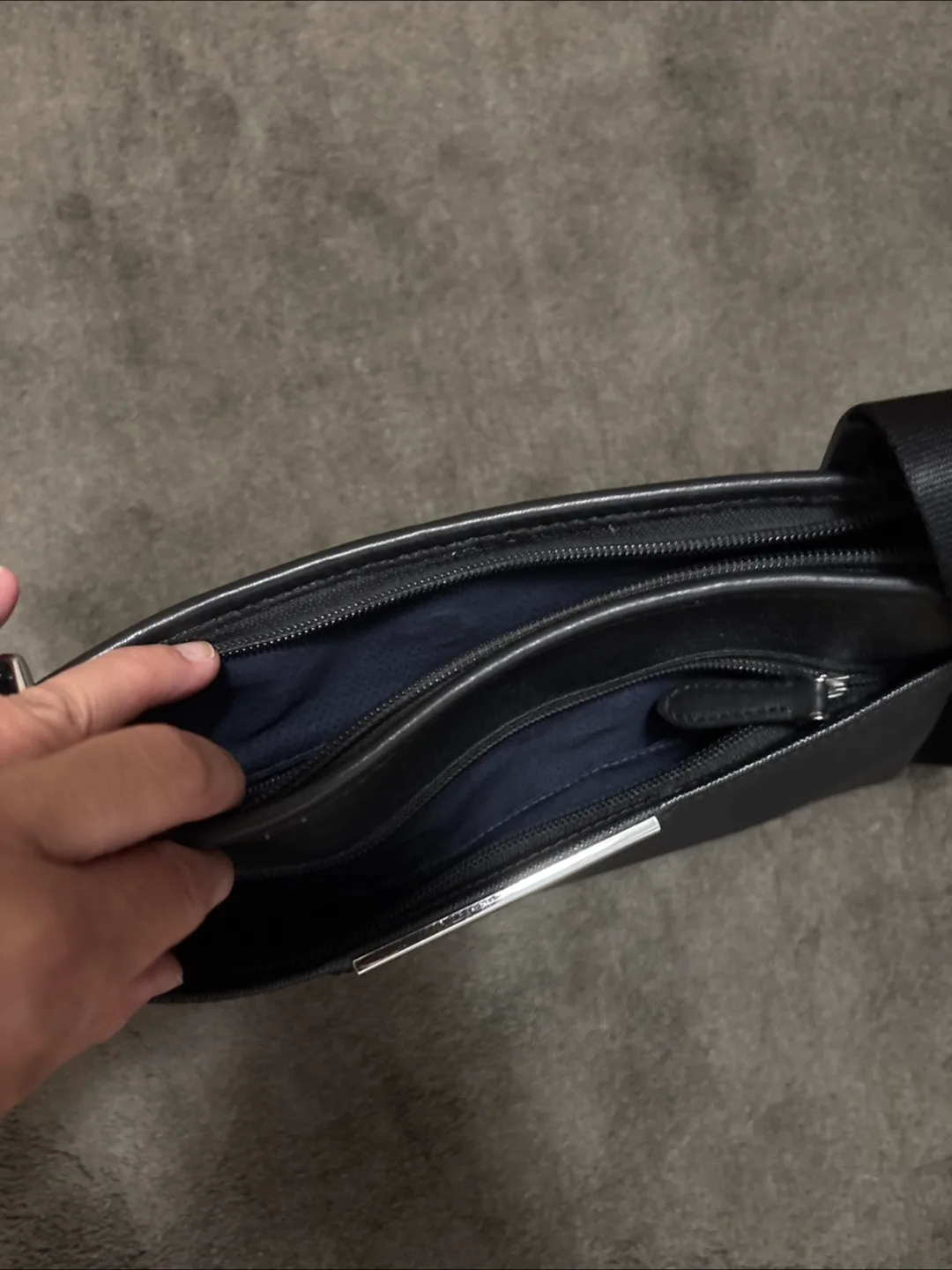 TUMI Black Crossbody Bag image indicator(5)