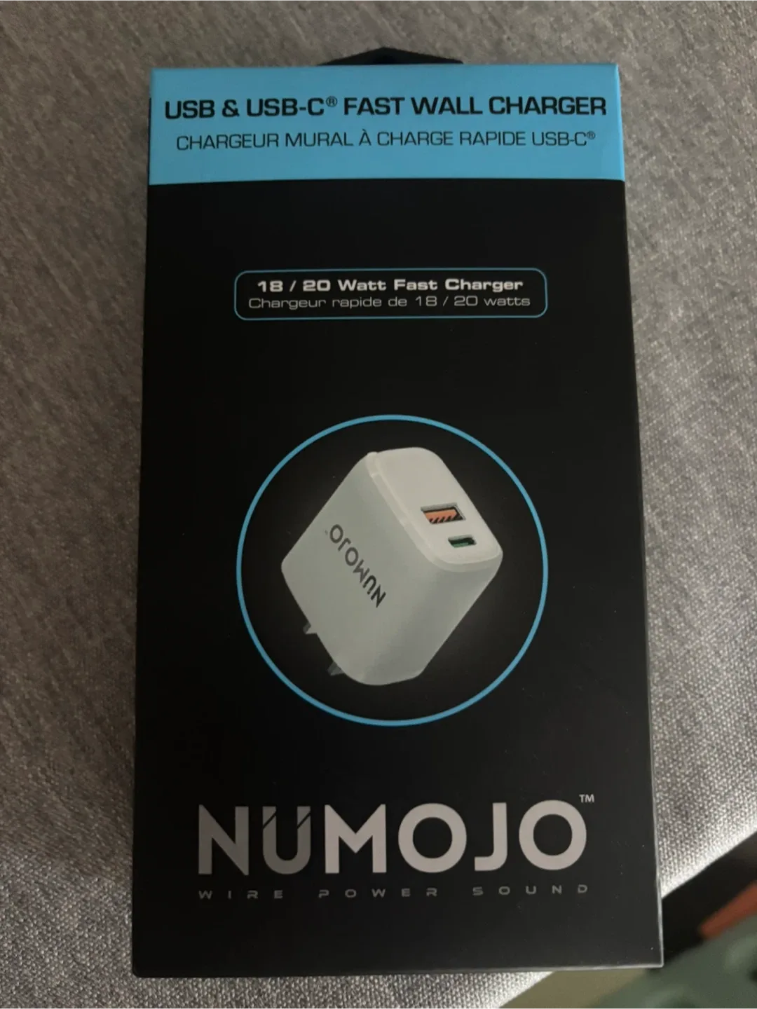 New Numojo USB & USB-C Fast Wall Charger thumbnail