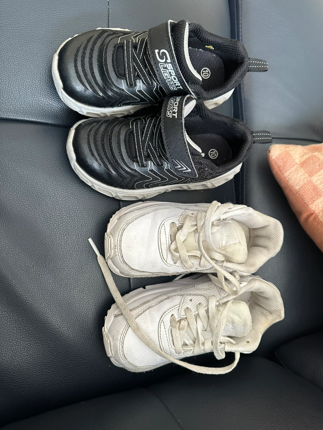 Kids' Sport Lights & White Sneakers - Size 10
