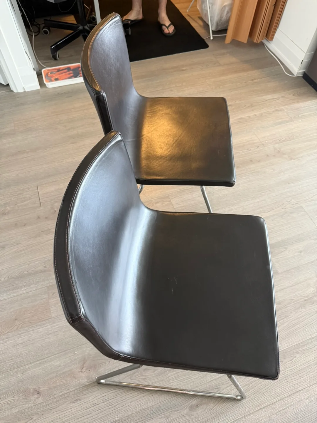 Set of 2 Black Leather Dining Chairs image indicator(5)