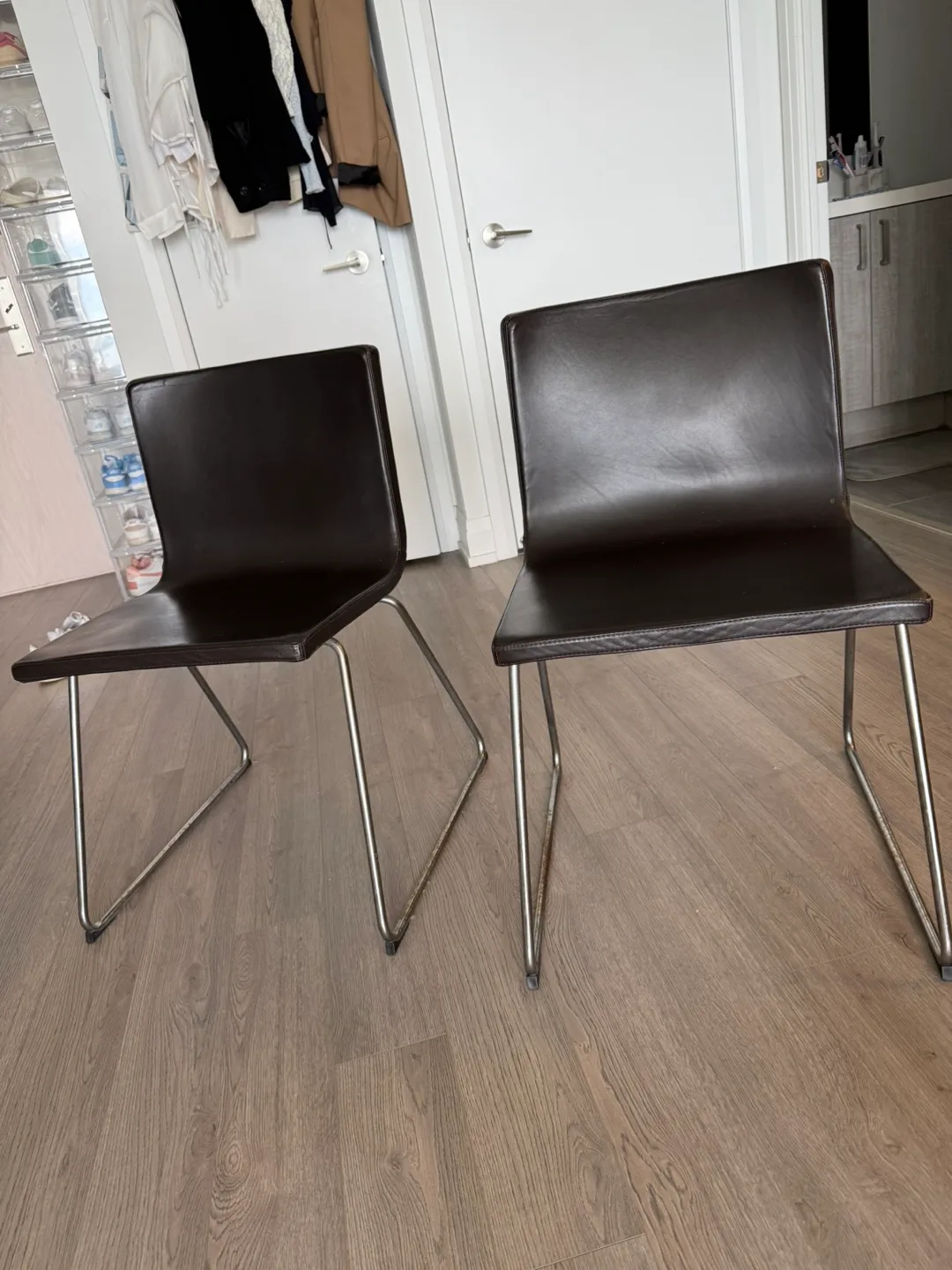 Set of 2 Black Leather Dining Chairs image indicator(2)