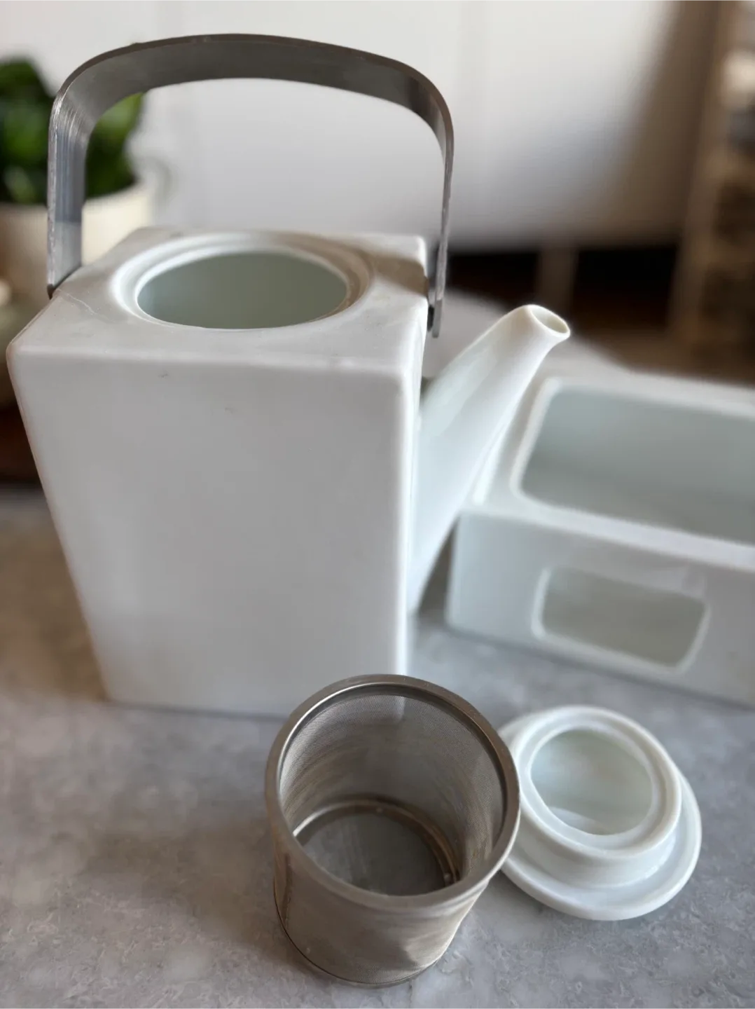 White Square Teapot with Warmer image indicator(3)