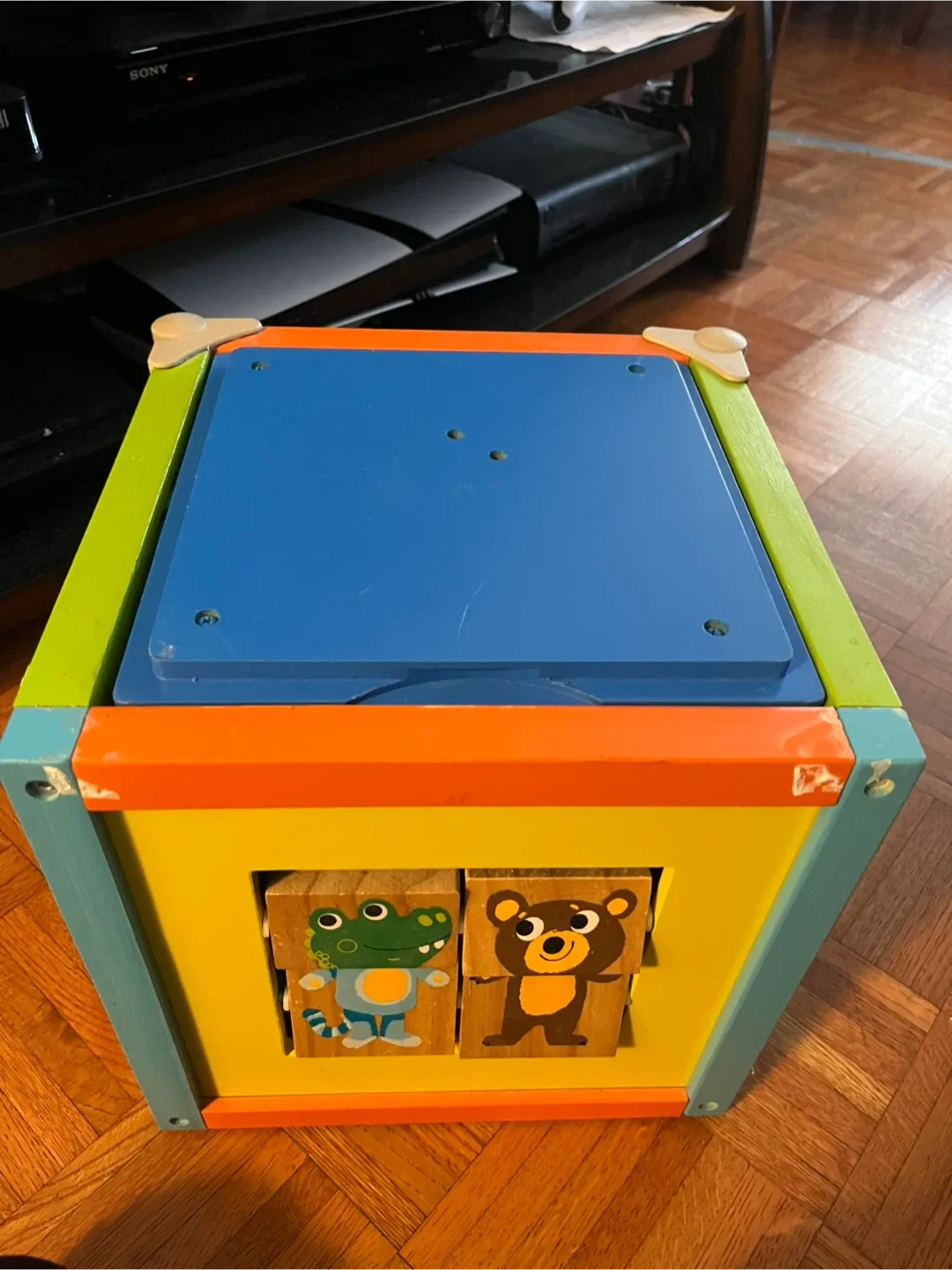 Imaginarium Wooden Activity Cube with Bead Maze image indicator(3)