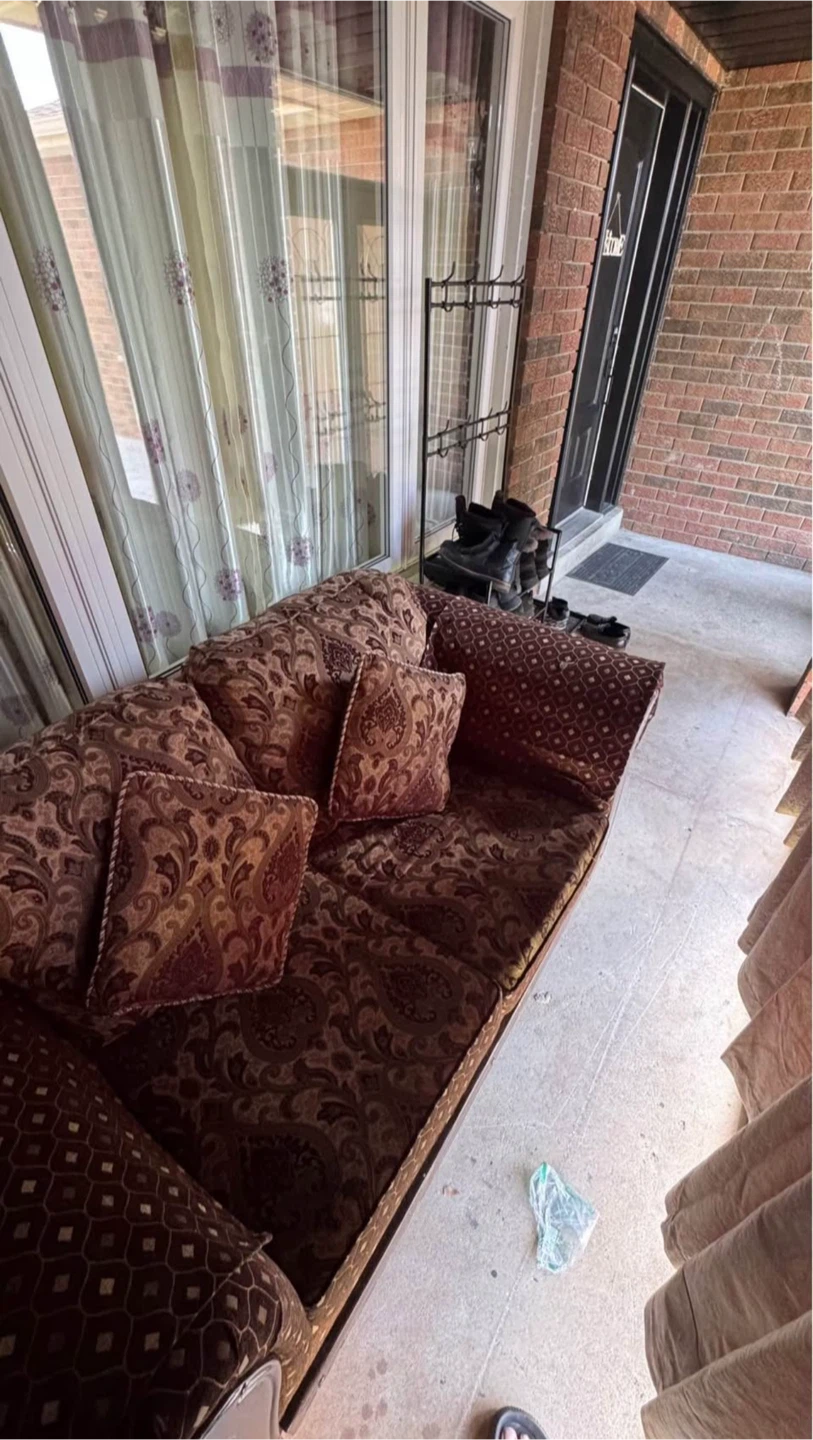 Traditional 2-Seater Sofa with Cushions – $150 - photo 2