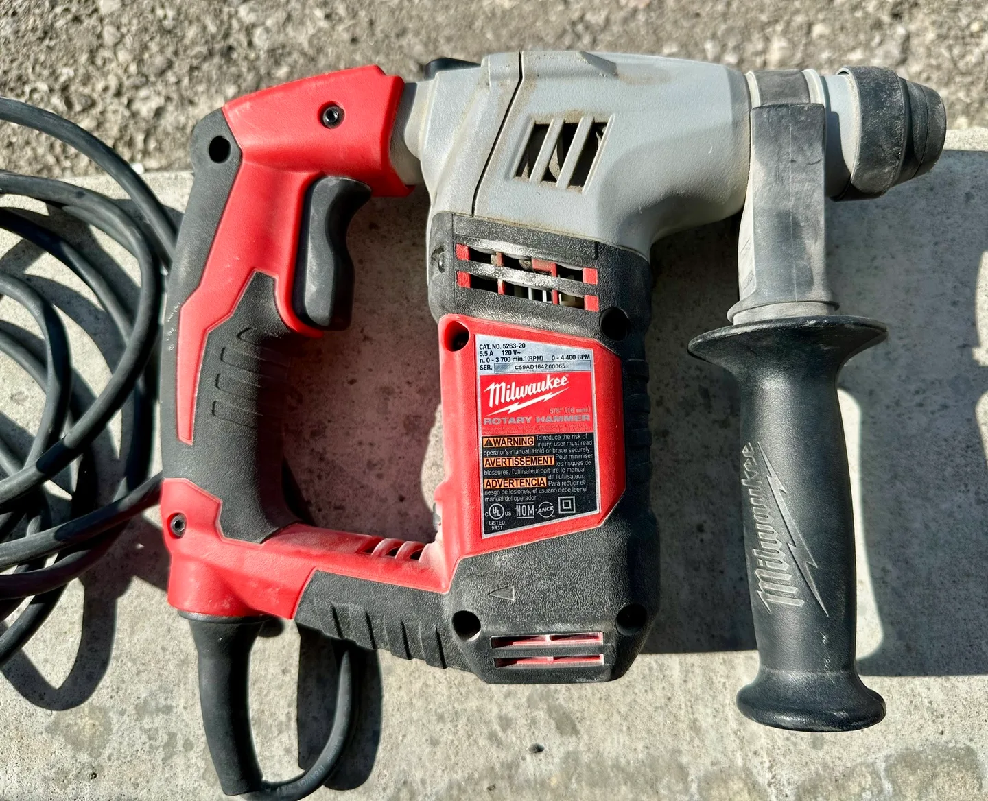 Milwaukee 5263-21 Rotary Hammer thumbnail