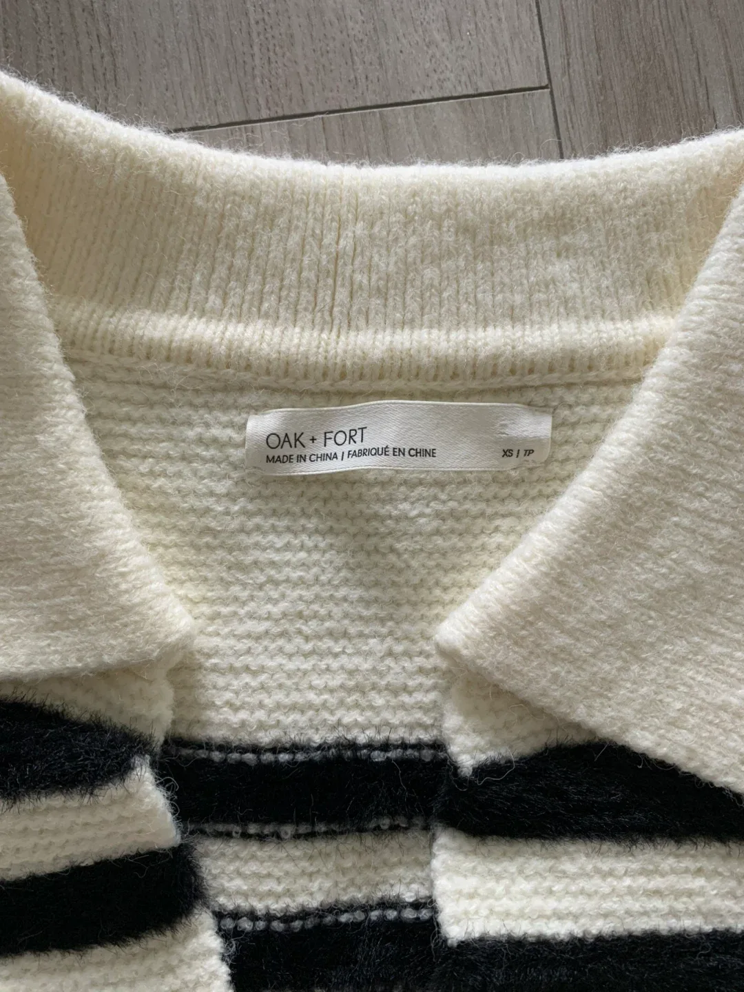 🦙Oak + Fort Sweater🦙 image indicator(3)
