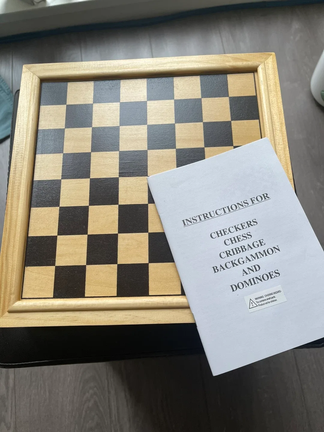 Wooden 6-in-1 Games Set - Chess, Checkers, and More! thumbnail