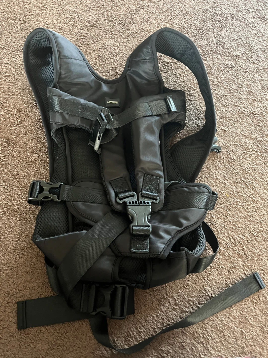 ARTLINE Baby Carrier - Black